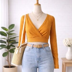 🎅 3/$15 SALE Urban Outfitters Orange Wrap Crop Top with V-Neck Medium